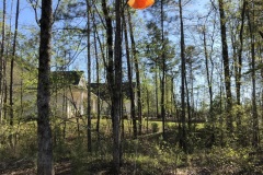 Hanging chute
