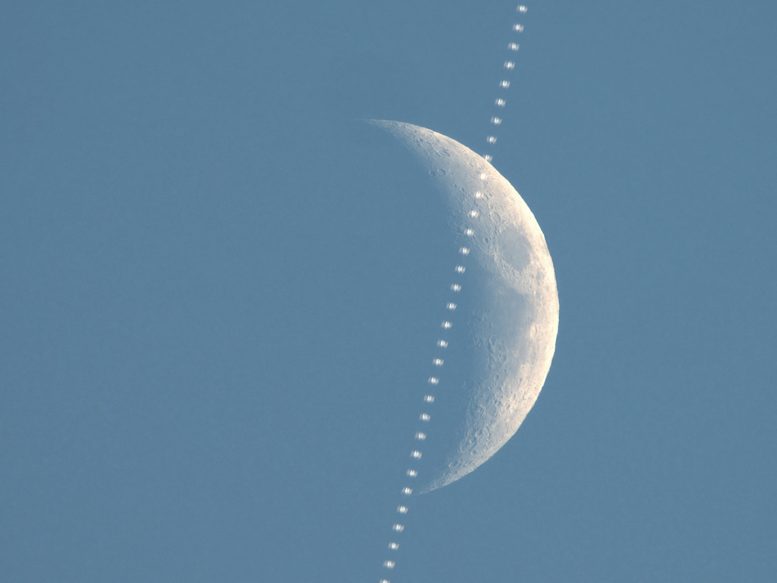 ISS daytime lunar transit – The Harris County Skywatcher